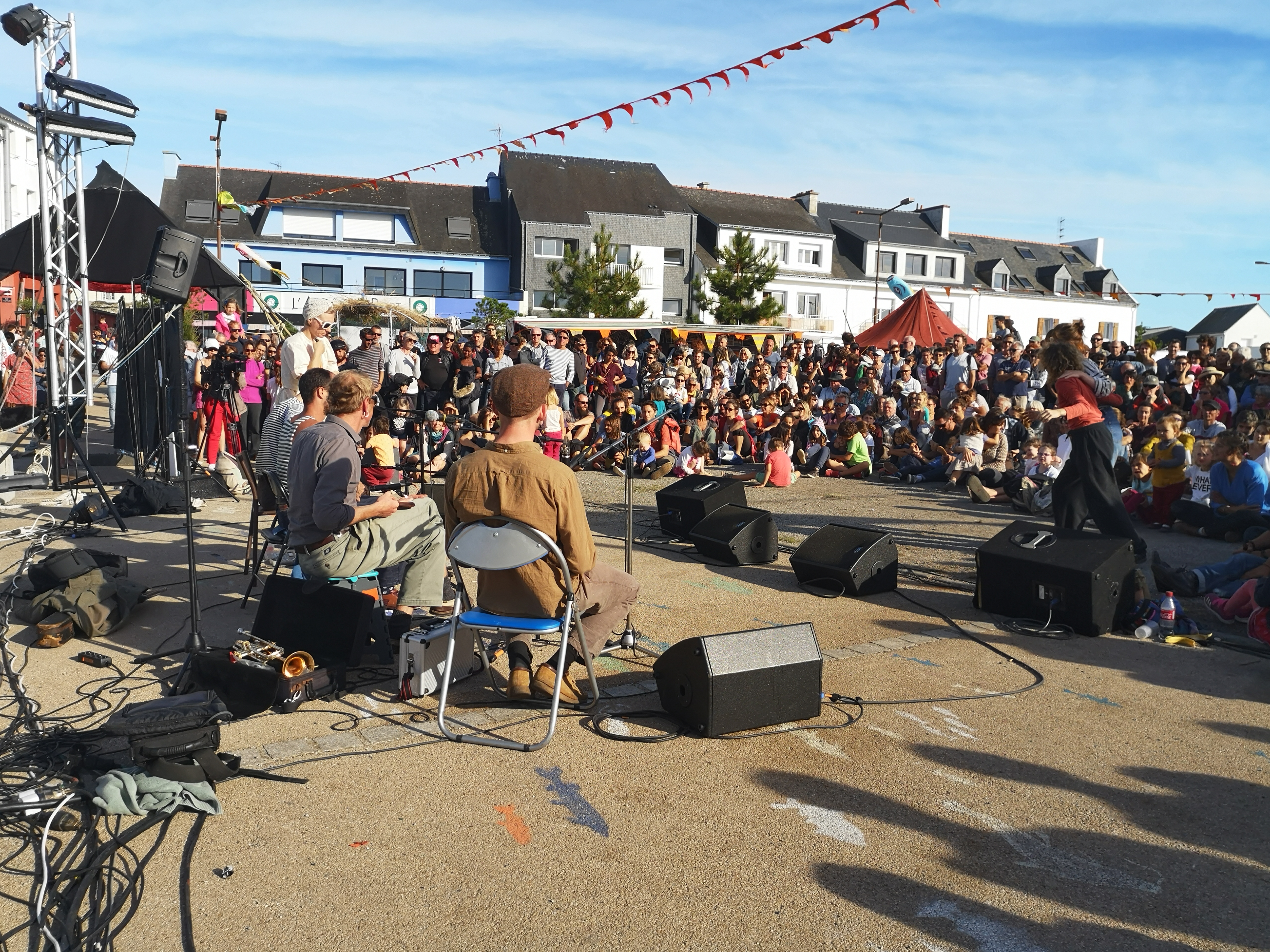 Locmiquelic, France - festival intergalactic